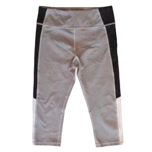 Grey Trina Turk cropped leggings